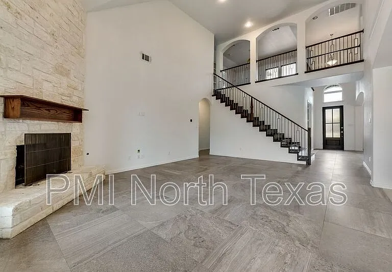 2992 Brianna Dr — Photo 4