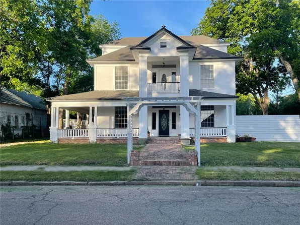 1414 N 10th St, Waco, TX 76707