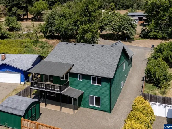 440 Spaulding Ave, Brownsville, OR 97327
