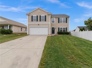 1612 Poplar Shadow Dr, Huntersville, NC 28078