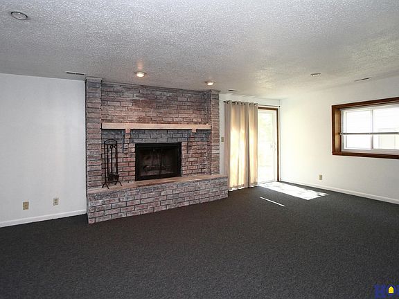 3rd image of 5642 & 5644 S 38th St