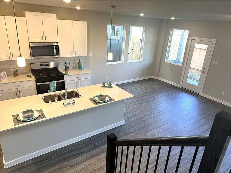 3113 Moontide Ln — Photo 11
