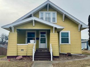 613 Tracy St, Audubon, IA 50025