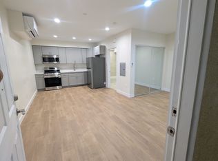 14411 Vanowen St #104, Van Nuys, CA 91405