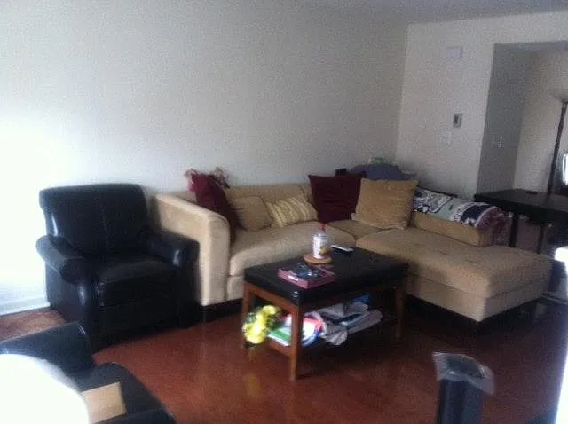 2416 E Boston St — Photo 2