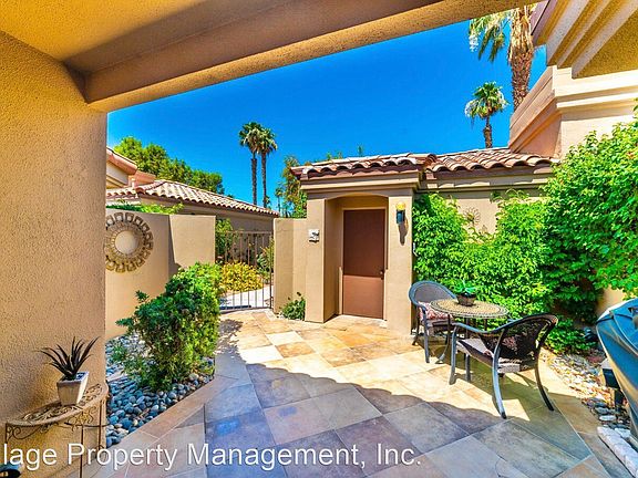 3rd image of 38344 Plumosa Cir