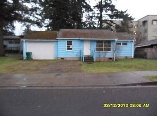 17240 NE Couch St, Portland, OR 97230