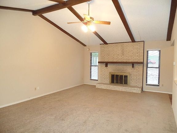 3rd image of 1768 Crystal Way