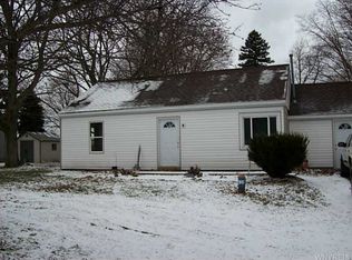 8888 Hartshorn Rd, Corfu, NY 14036