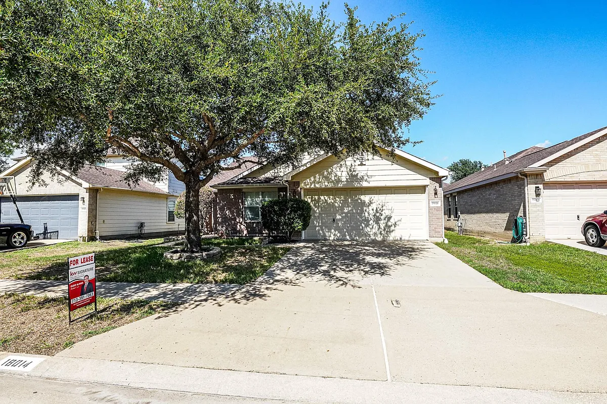 Building Photo - 18014 Shady Cypress Ln