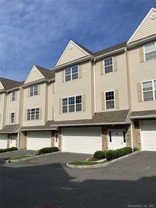 12 Clapboard Ridge Rd Unit 17, Danbury, CT, 06811
