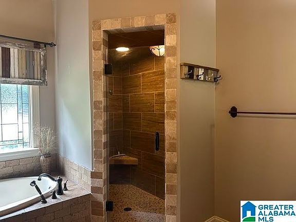 3rd image of 5874 High Forest Dr