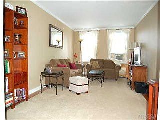 3rd image of 70 S Park Ave APT 214