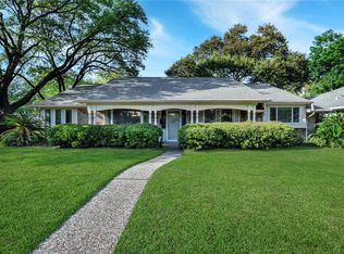 978 Thornton Rd, Houston, TX 77018