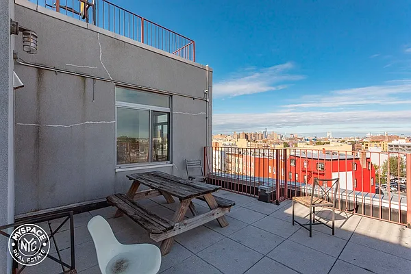 Rented by MySpaceNYC | media 11