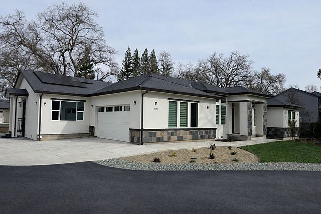 1st image of 3105 Fair Oaks Blvd