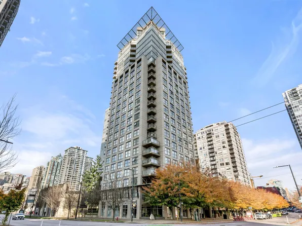 989 Beatty St #1902, Vancouver, BC V6Z 3C2