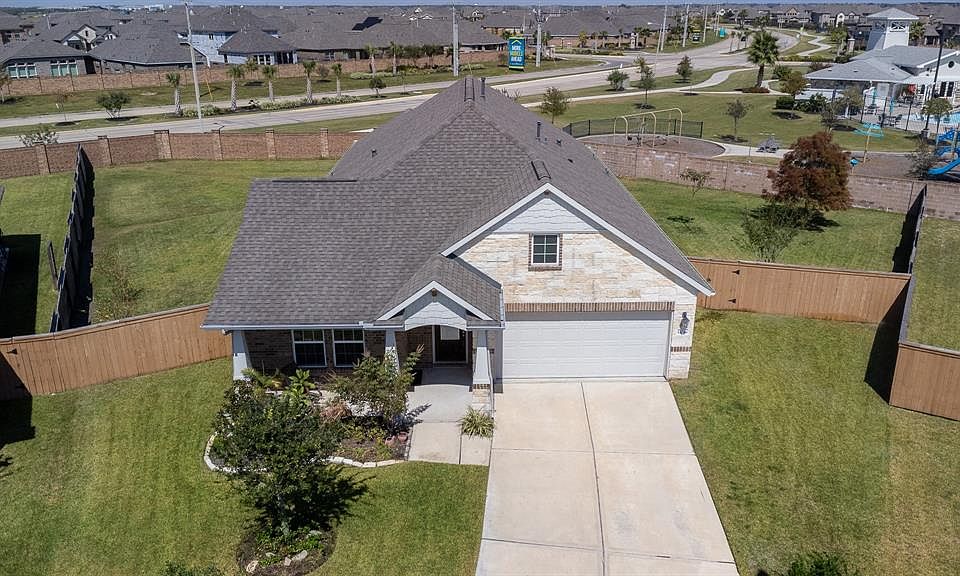 1st image of 12616 Jetty Cove Dr