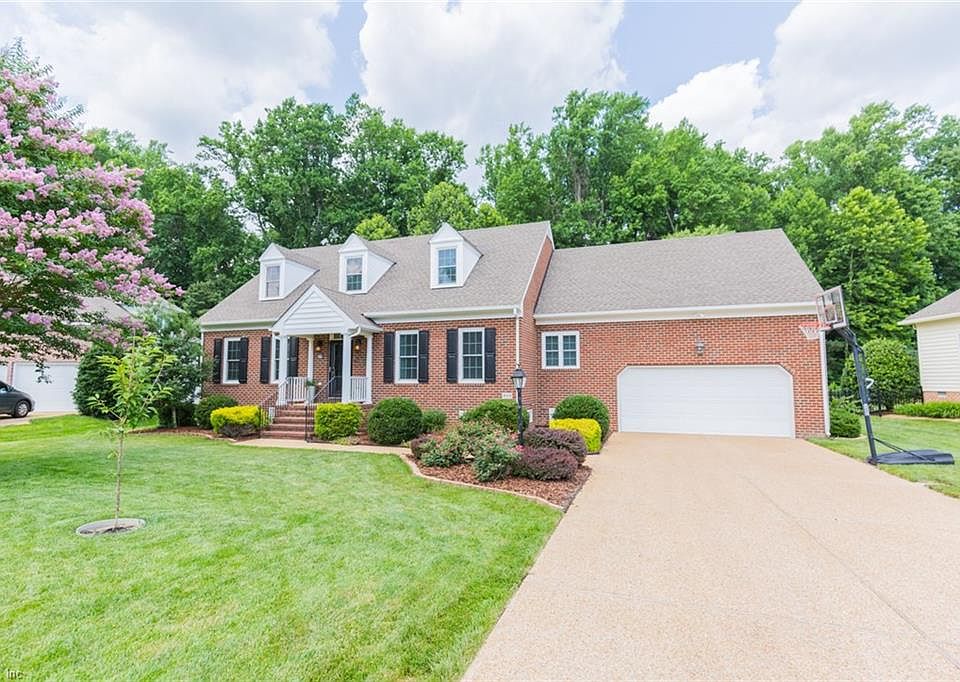 1st image of 409 Ironwood Dr