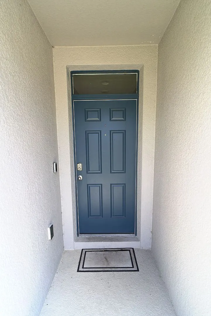 Excellent Town House For Rent — Photo 4