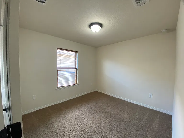 8466 Island Dr — Photo 27