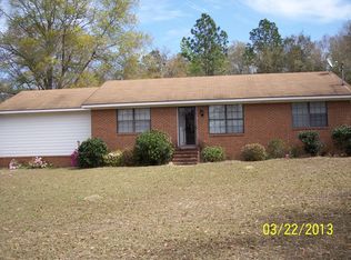 163 Huckleberry Rd, Douglas, GA 31535
