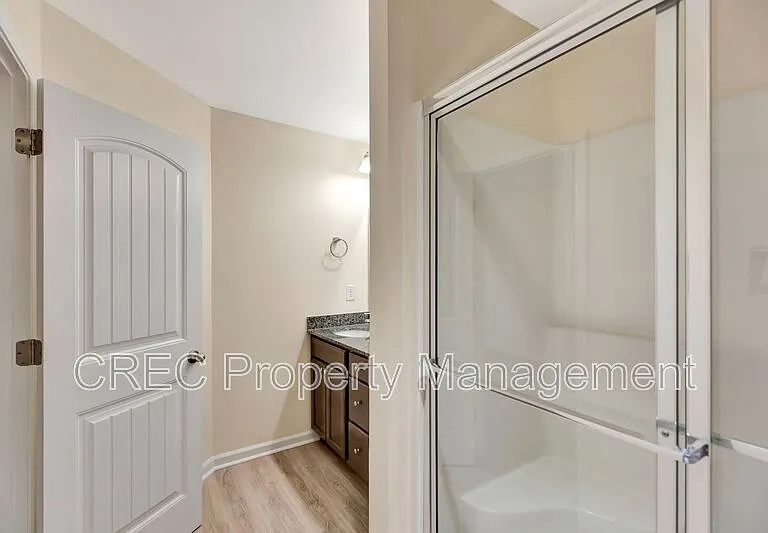 140 Buchanan Cir — Photo 22