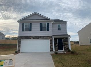 5017 Pratt Dr, Boiling Springs, SC 29316