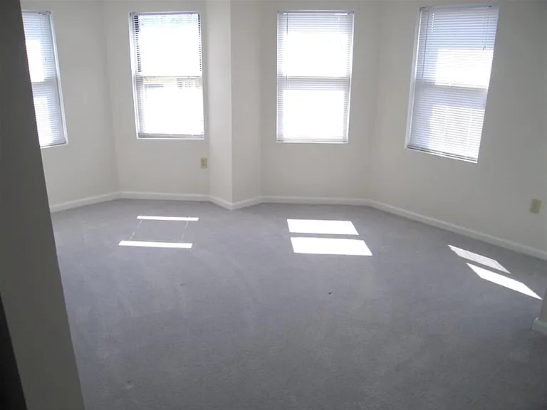161 Beacon St — Photo 1
