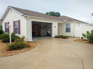 2470 Kenmore Ln, The Villages, FL 32162