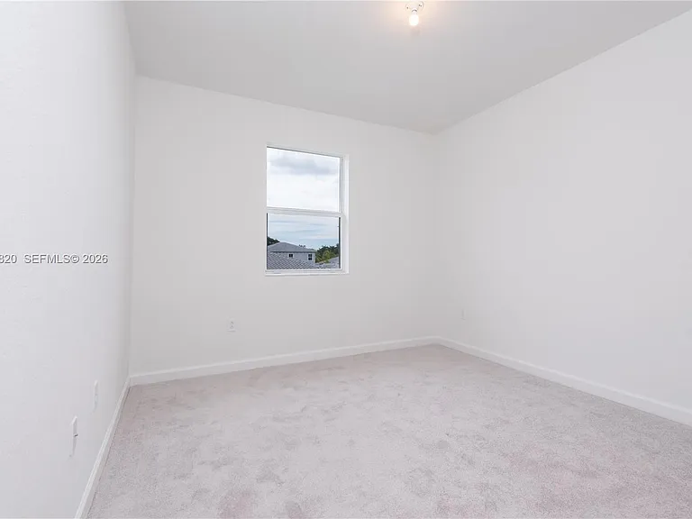 2631 SE 8th Ct #2631 — Photo 13