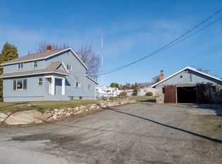 693 Highline Dr, East Wenatchee, WA 98802