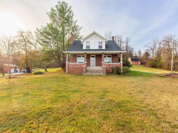 535 Lakeside Dr, Abingdon, VA 24210