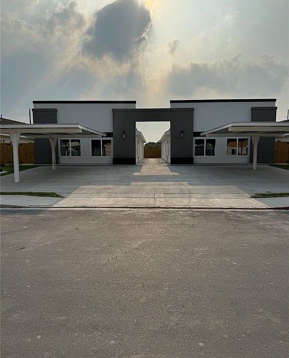 1st image of 3524 S Dominique Dr
