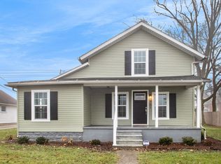 751 E Walnut St, Nappanee, IN 46550