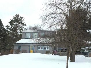 33 Mickel Hill Rd, Troy, NY 12180