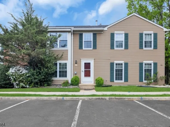 115 Selby Ct, Franklin Twp., NJ 08873