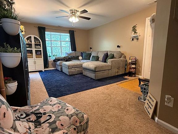 5th image of 610 Willings Way