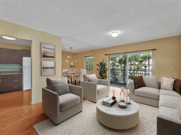 21133 SW 85th Ave APT 313, Cutler Bay, FL 33189