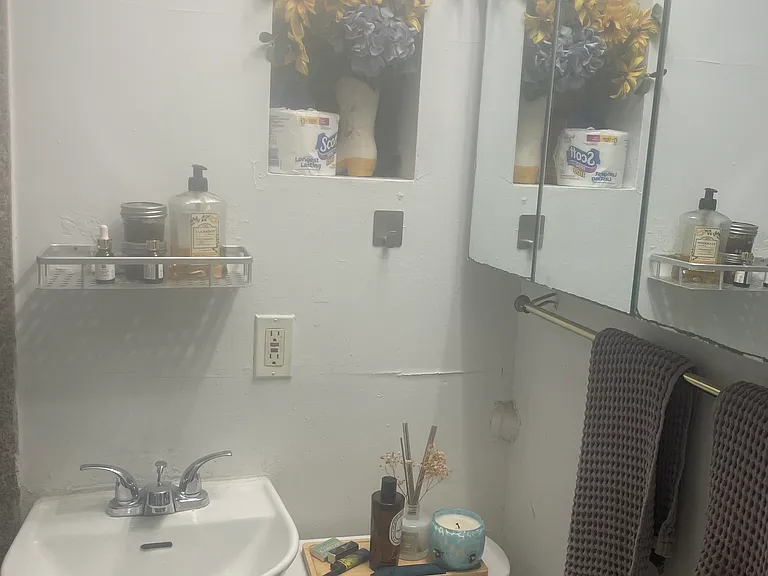 158 W 84th St #1C — Photo 13