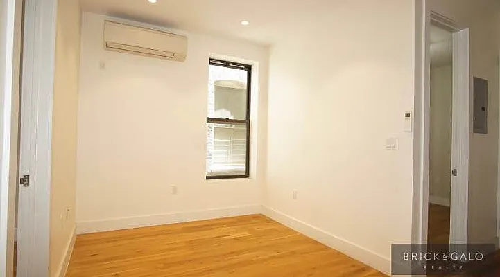 Rented by BRICK & GALO REALTY CORP | media 37