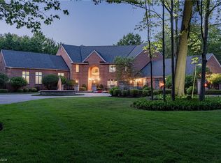 35 Cableknoll Ln, Moreland Hills, OH
