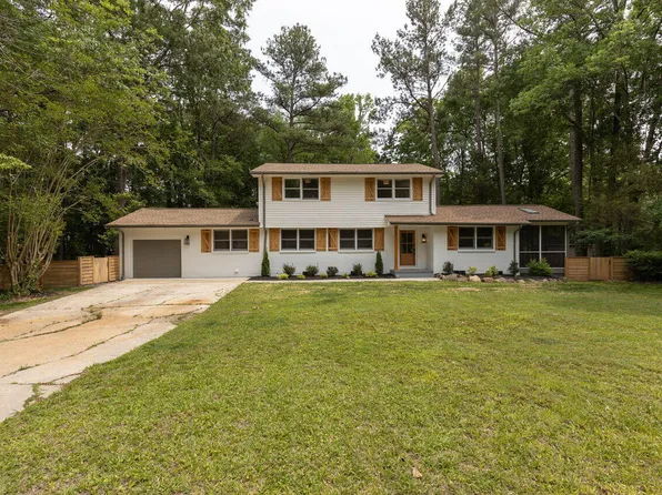 403 Holly Ln, Chapel Hill, NC 27517
