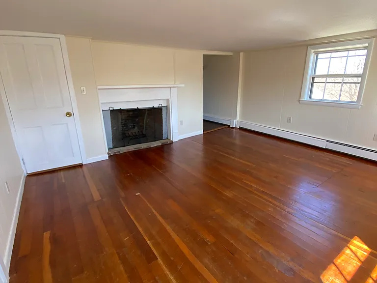 23 Pleasant St #6 — Photo 4