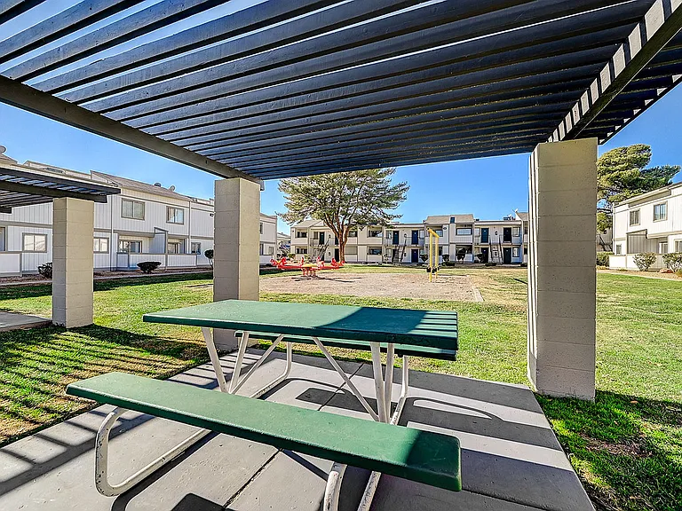 Sunset Terrace - Apartments For Rent in Las Vegas