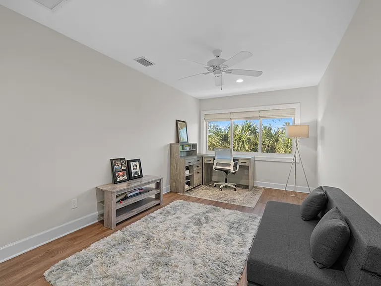 660 Anchor Dr — Photo 42