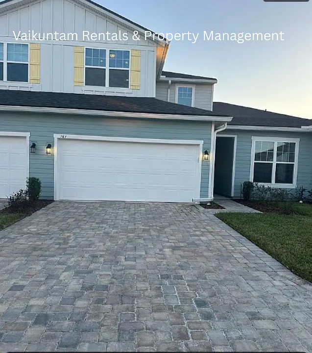 3 bed, 2.5 bath, 1760 sqft, $2,200 — Photo 2