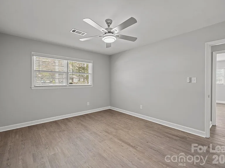 1853 Lakedell Dr — Photo 18