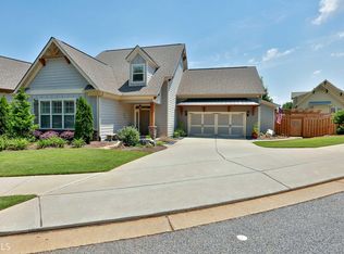 62 Beacon Crst, Newnan, GA 30265