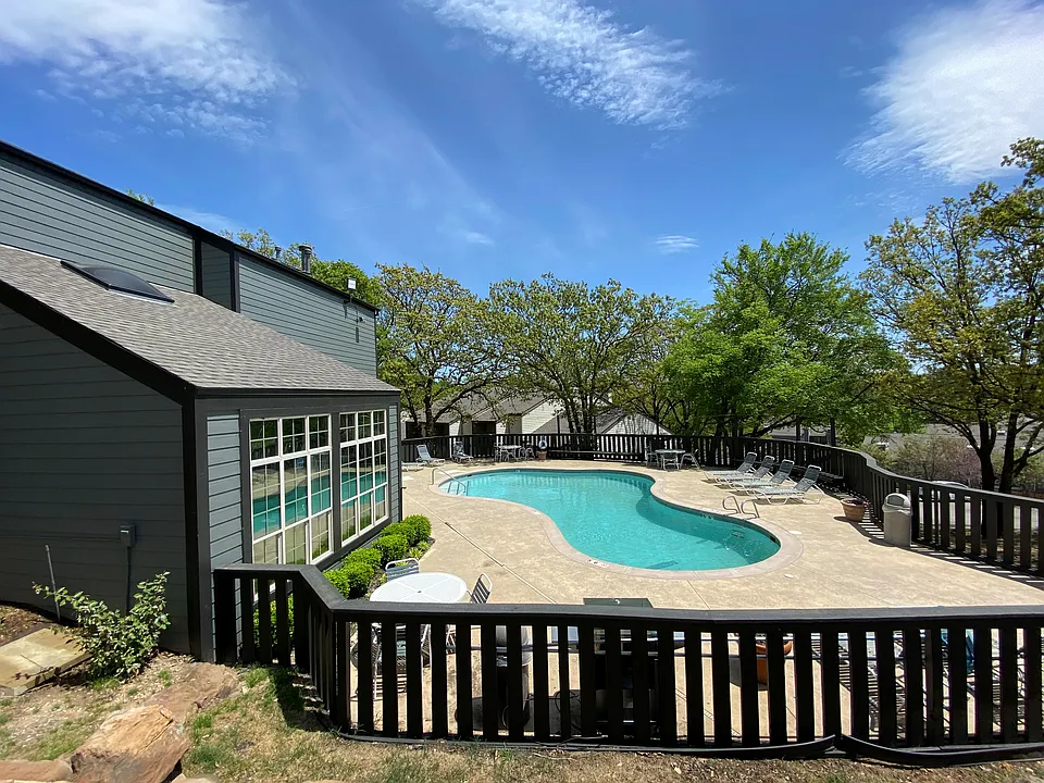 Pepper Tree Condominiums